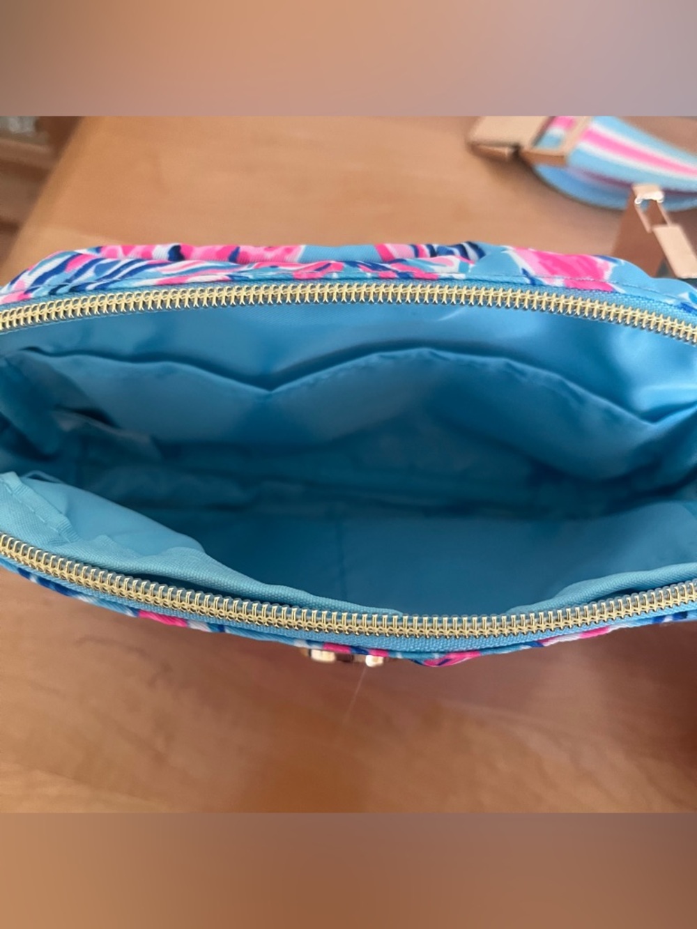 lilly pulitzer belt bag - Picture 6 of 8